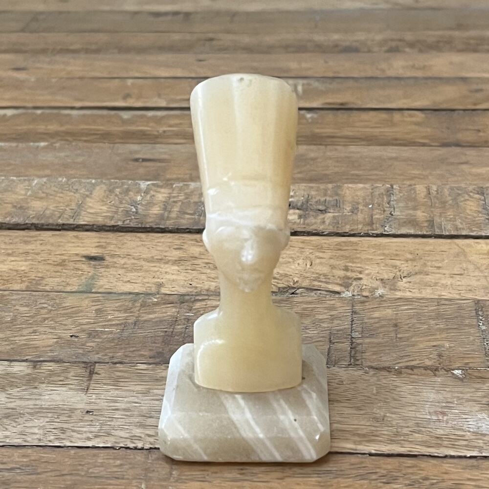 Vintage Egyptian Queen Nefertiti Onyx Alabaster Marble Bust 4.75" Tall